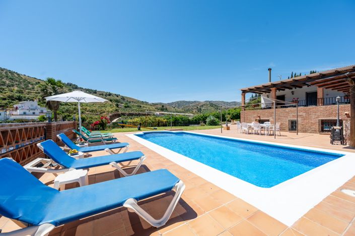 Image No.3-Villa de 5 chambres à vendre à Frigiliana