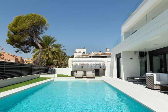 Image No.4-4 Bed Villa for sale