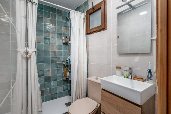 Image No.17-3 Bed Townhouse for sale