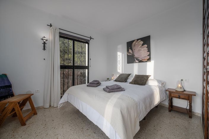 Image No.4-3 Bed Townhouse for sale