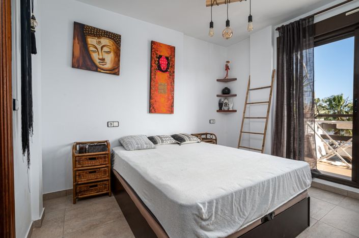 Image No.14-3 Bed Property for sale