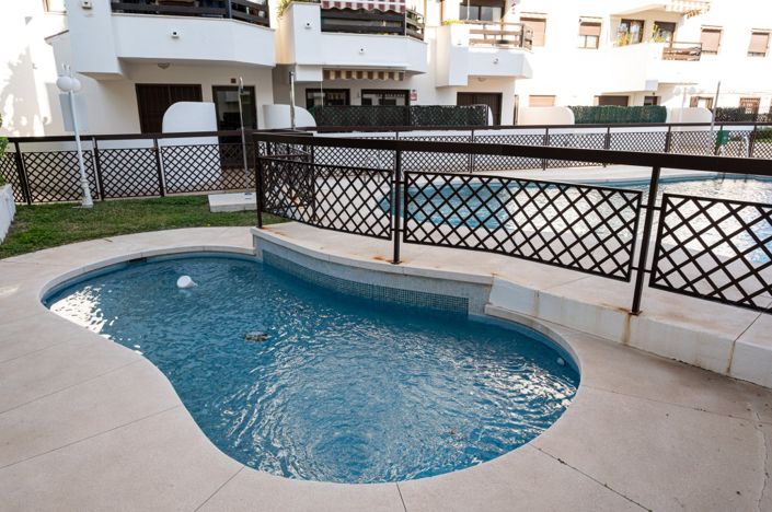 Image No.21-3 Bed Property for sale