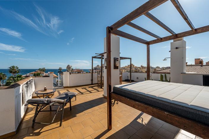 Image No.4-3 Bed Property for sale