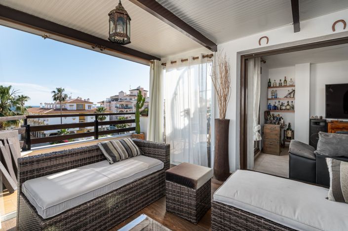 Image No.8-3 Bed Property for sale