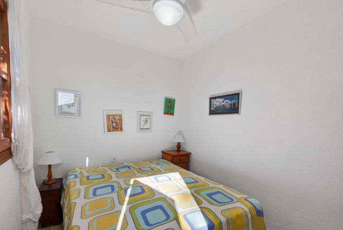 Image No.17-3 Bed Property for sale