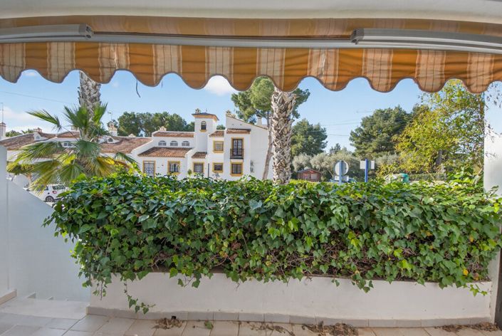 Image No.5-3 Bed Property for sale