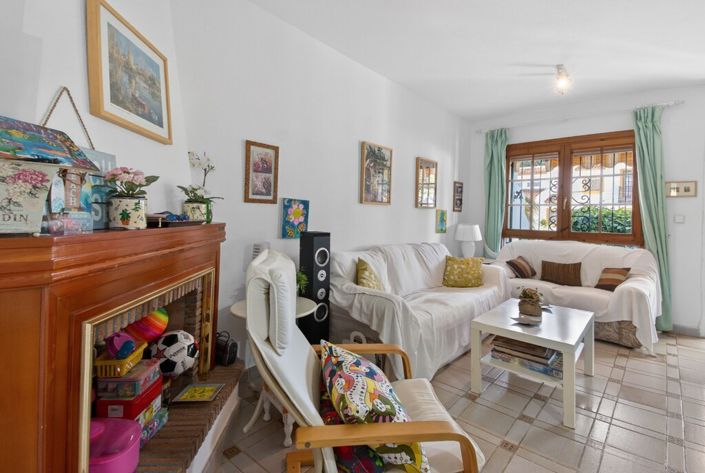 Image No.9-3 Bed Property for sale