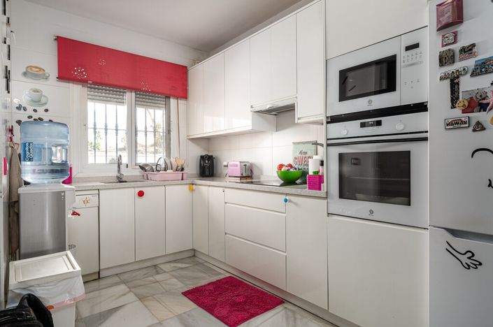 Image No.5-2 Bed Townhouse for sale