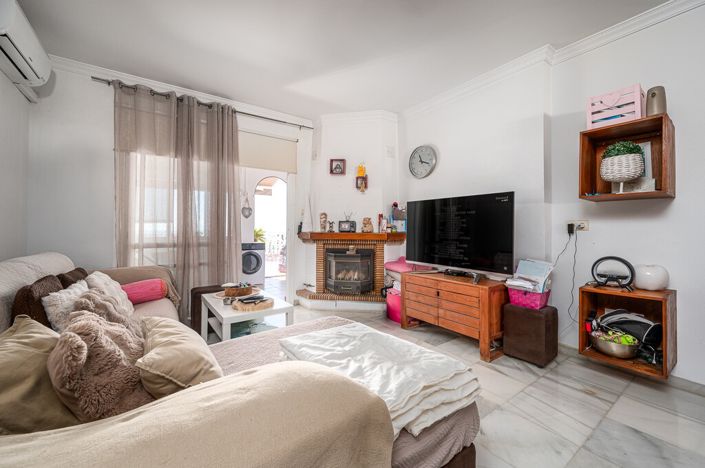 Image No.7-2 Bed Townhouse for sale