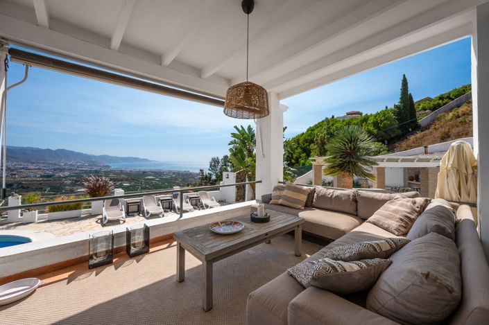 Image No.28-13 Bed Villa for sale