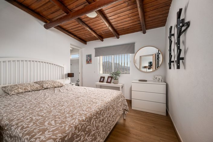 Image No.39-13 Bed Villa for sale