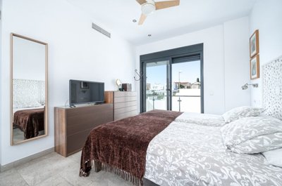 bzpaap122013071471024v0fe9b