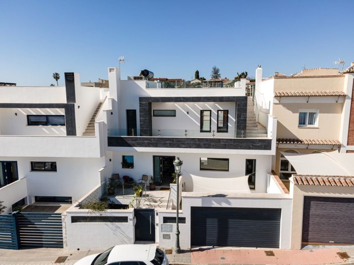 Image No.5-Villa de 4 chambres à vendre à Nerja