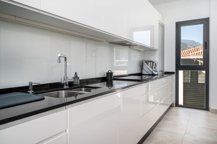 Image No.9-Villa de 4 chambres à vendre à Nerja