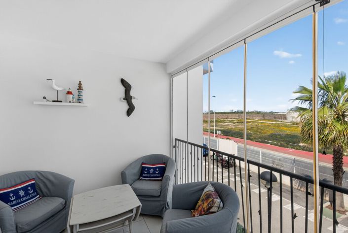 Image No.24-2 Bed Property for sale