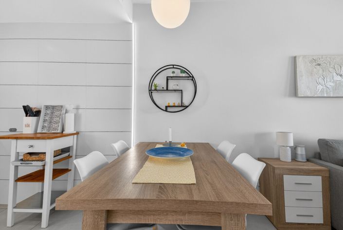 Image No.6-2 Bed Property for sale