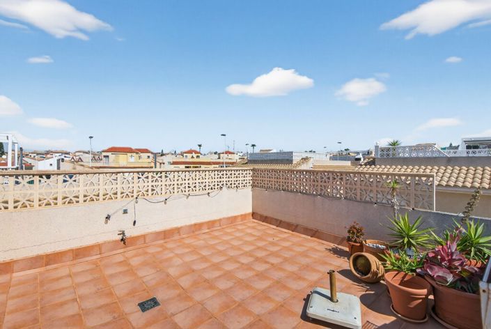 Image No.18-1 Bed Property for sale