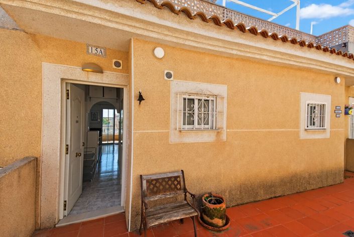 Image No.20-1 Bed Property for sale