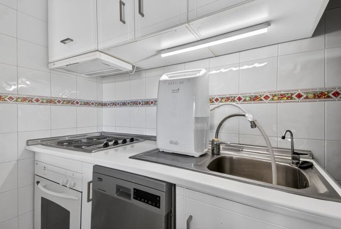 Image No.4-1 Bed Property for sale