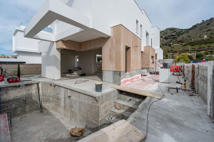 Image No.14-3 Bed Villa for sale