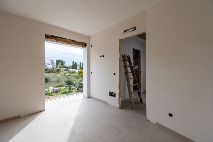 Image No.21-3 Bed Villa for sale