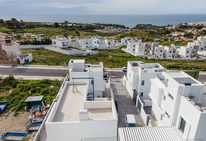 Image No.25-3 Bed Villa for sale