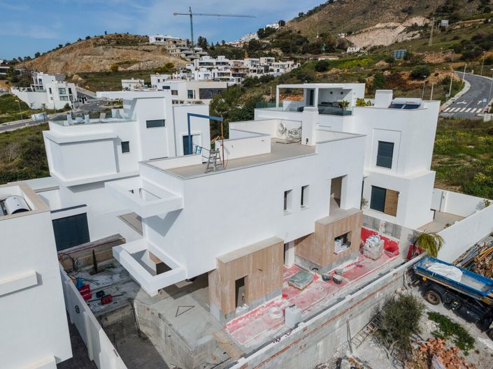 Image No.5-3 Bed Villa for sale