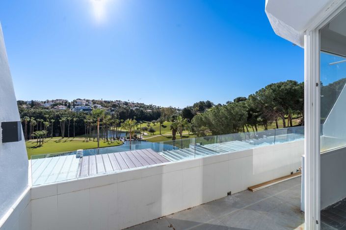 Image No.2-Maison de ville de 4 chambres à vendre à Benalmadena