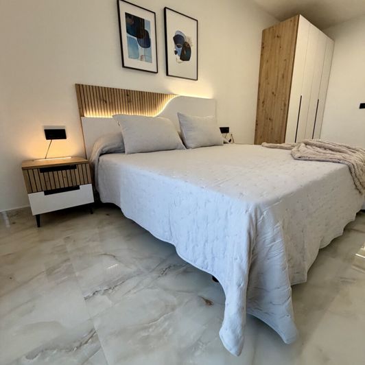 Image No.38-2 Bed Property for sale