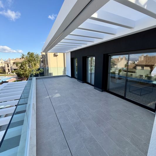 Image No.41-2 Bed Property for sale