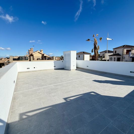 Image No.42-2 Bed Property for sale