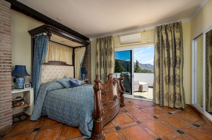 Image No.12-Villa de 5 chambres à vendre à Frigiliana