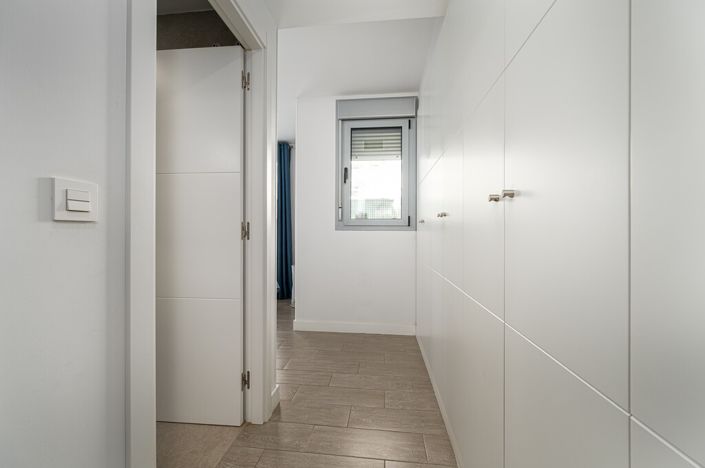 Image No.13-3 Bed Apartment for sale