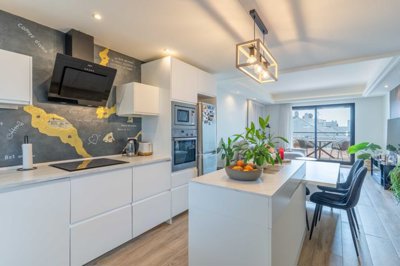 bzpaap122243084741024v0b4d7