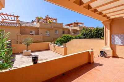 bzpaap122523085051024v06fc4