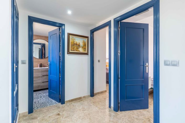 Image No.20-3 Bed Townhouse for sale