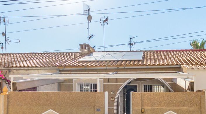 Image No.21-2 Bed Townhouse for sale