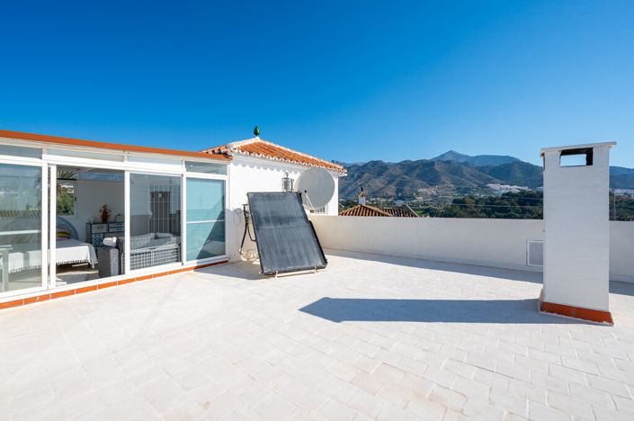 Image No.19-3 Bed Villa for sale