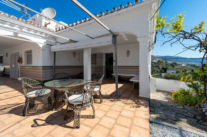 Image No.21-3 Bed Villa for sale