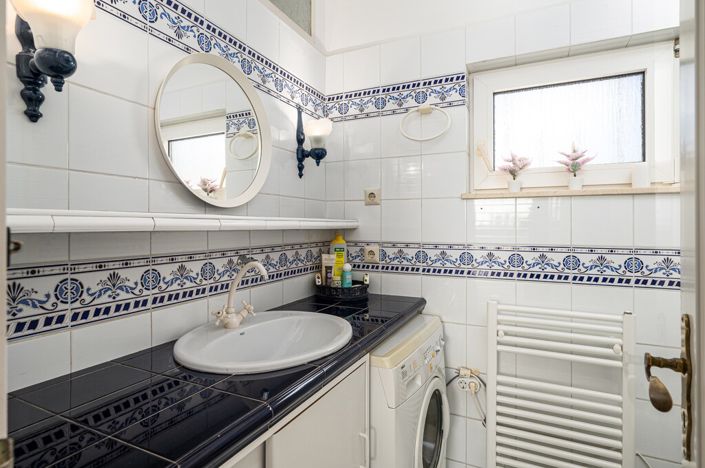 Image No.29-3 Bed Villa for sale