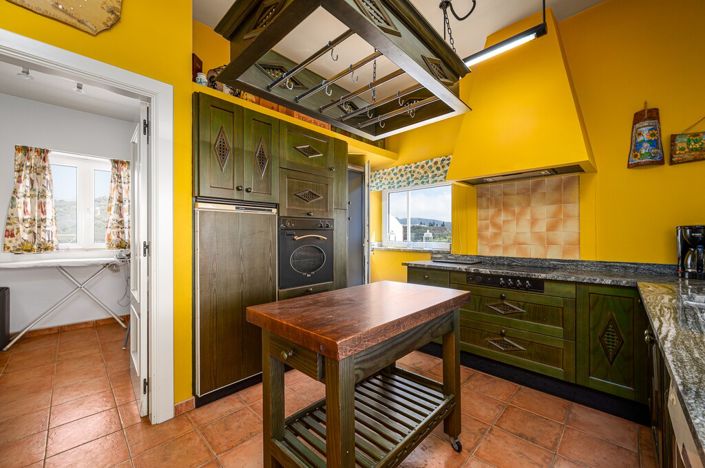 Image No.17-4 Bed Villa for sale