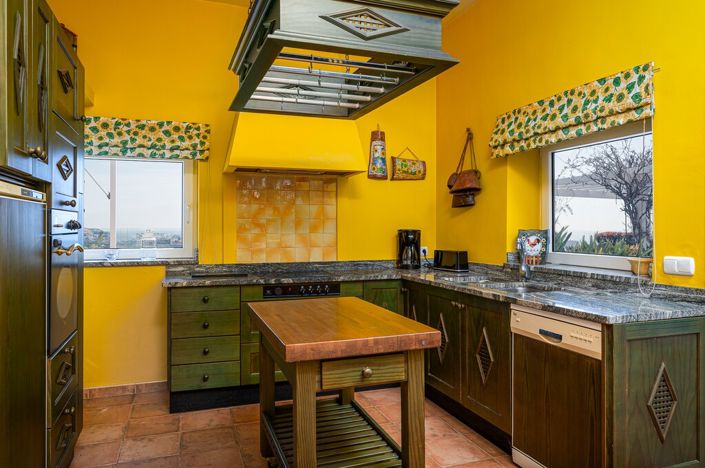 Image No.18-4 Bed Villa for sale