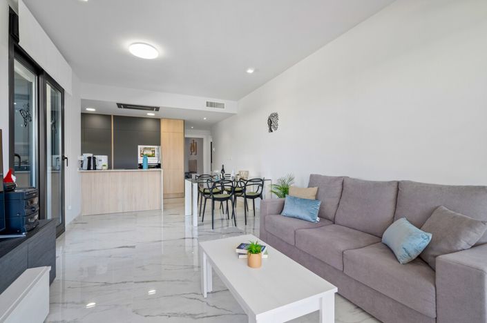 Image No.10-2 Bed Apartment for sale