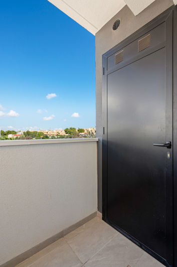 Image No.23-2 Bed Apartment for sale