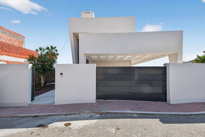 Image No.20-4 Bed Villa for sale