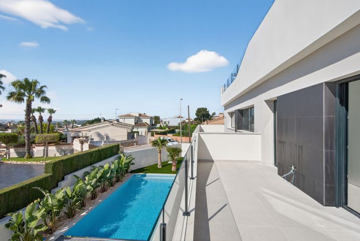 Image No.30-4 Bed Villa for sale