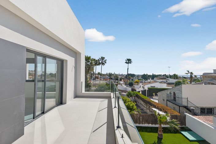 Image No.31-4 Bed Villa for sale