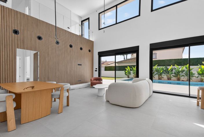 Image No.6-4 Bed Villa for sale