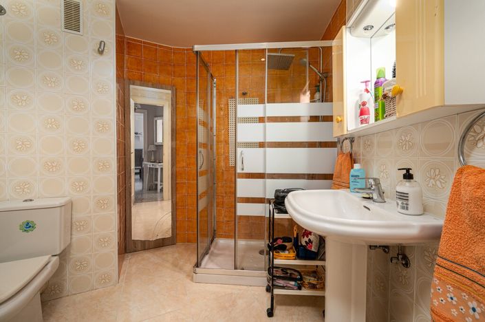 Image No.11-1 Bed Apartment for sale