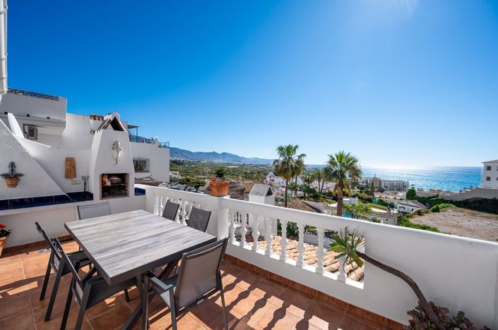 Image No.4-3 Bed Townhouse for sale